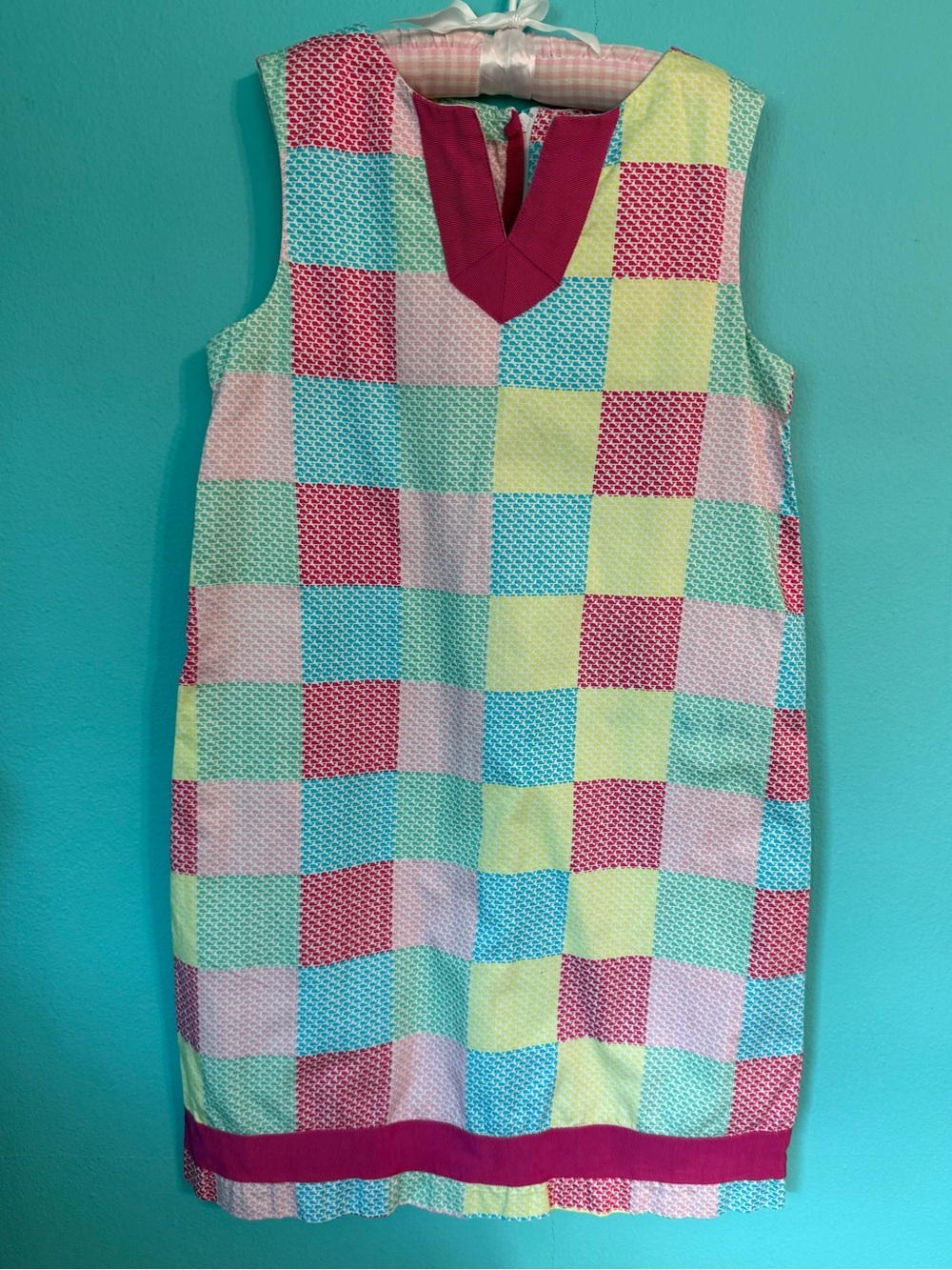 EUC Girls Vineyard Vines Pastel Patchwork Shift Dress with Whale Pattern Size 10